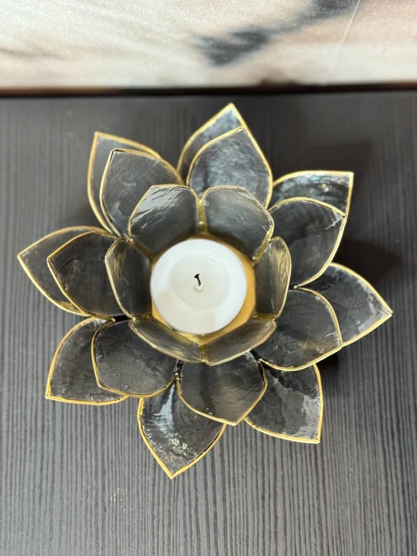 Lotus Sfeerlicht Zwart met Goudrand – 13,5 cm